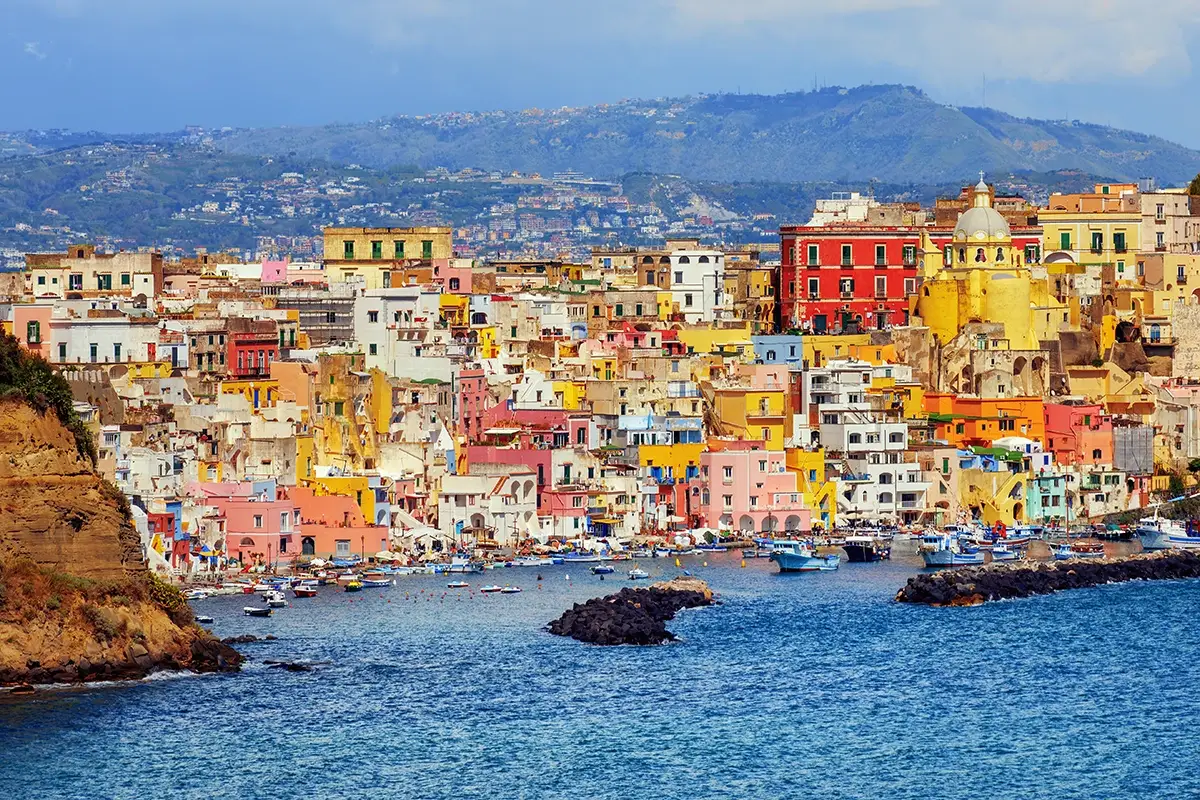 Procida &egrave; un'isola viva Procida, pi&ugrave; che un&rsquo;isola&hellip; Capitale!