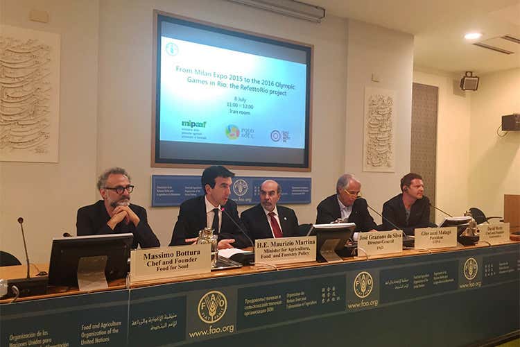 Massimo Bottura, Maurizio Martina, Josè Graziano Da Silva, Giovanni Malagò e David Hertz