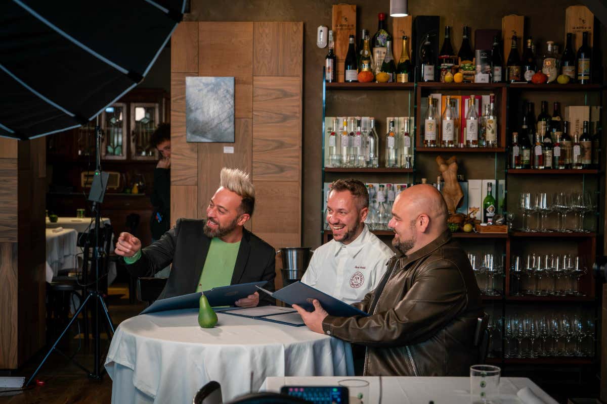 Arriva in tv il programma che mette alla prova le recensioni sui ristoranti