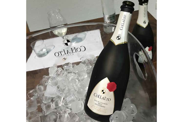 (Un Prosecco con una storia millenaria Collalto e il legame saldo con il territorio) (Un Prosecco con una storia millenaria Collalto e il legame saldo con il territorio)