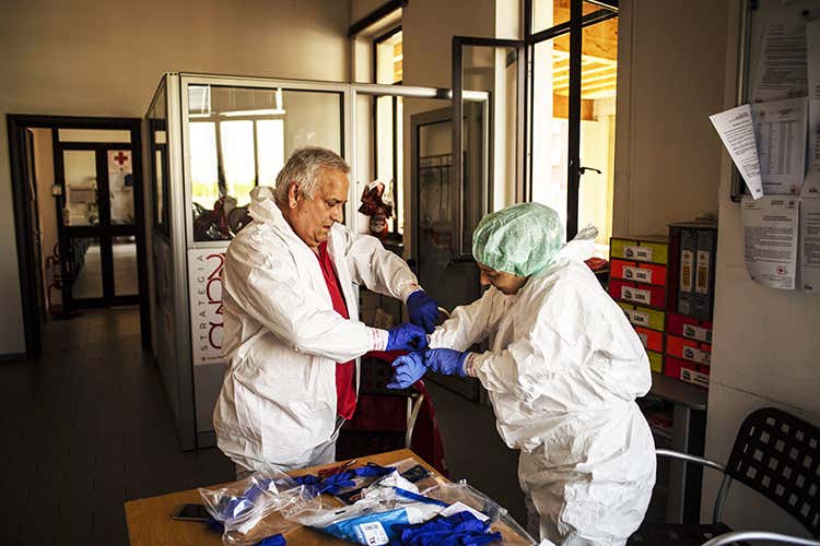 PepsiCo, 700 mila dollari in Italia a Croce Rossa e Save the Children