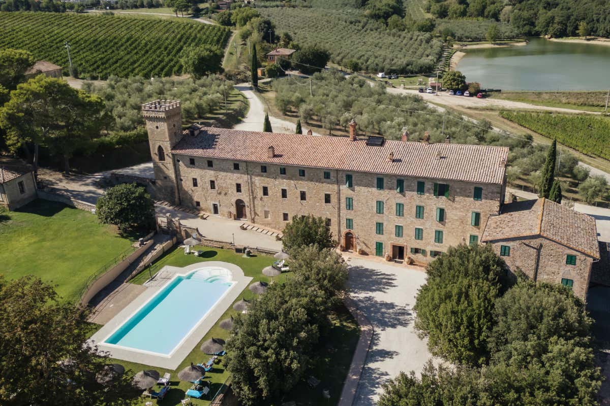 Fra vigne e storia, l’eleganza sostenibile di Pucciarella e Trequanda Fra vigne e storia, l’eleganza sostenibile di Pucciarella e Trequanda