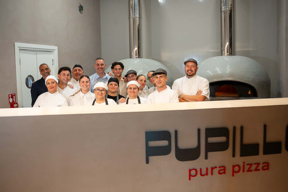 Il team di Pupillo Pura Pizza A Latina arriva una pizzeria che ha fatto della leggerezza la propria firma