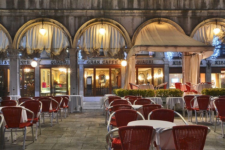 Caffè Quadri di piazza San Marco a Venezia La crisi dei caffè storici! Si perde un patrimonio nazionale