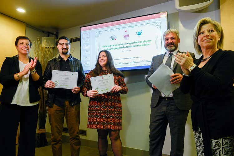 (La qualità dei salumi in due minuti Premiati i reporter del gusto) (La qualità dei salumi in due minuti Premiati i reporter del gusto)