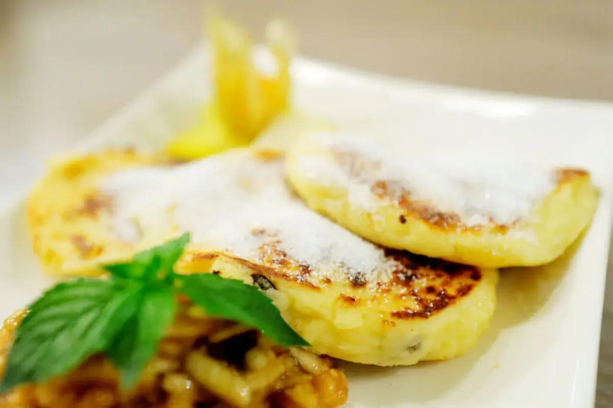  Quarkkeulchen, torta a base di formaggino fresco e patate Autunno in Sassonia? Non solo birra! Ecco le tappe per i turisti enogastronomici