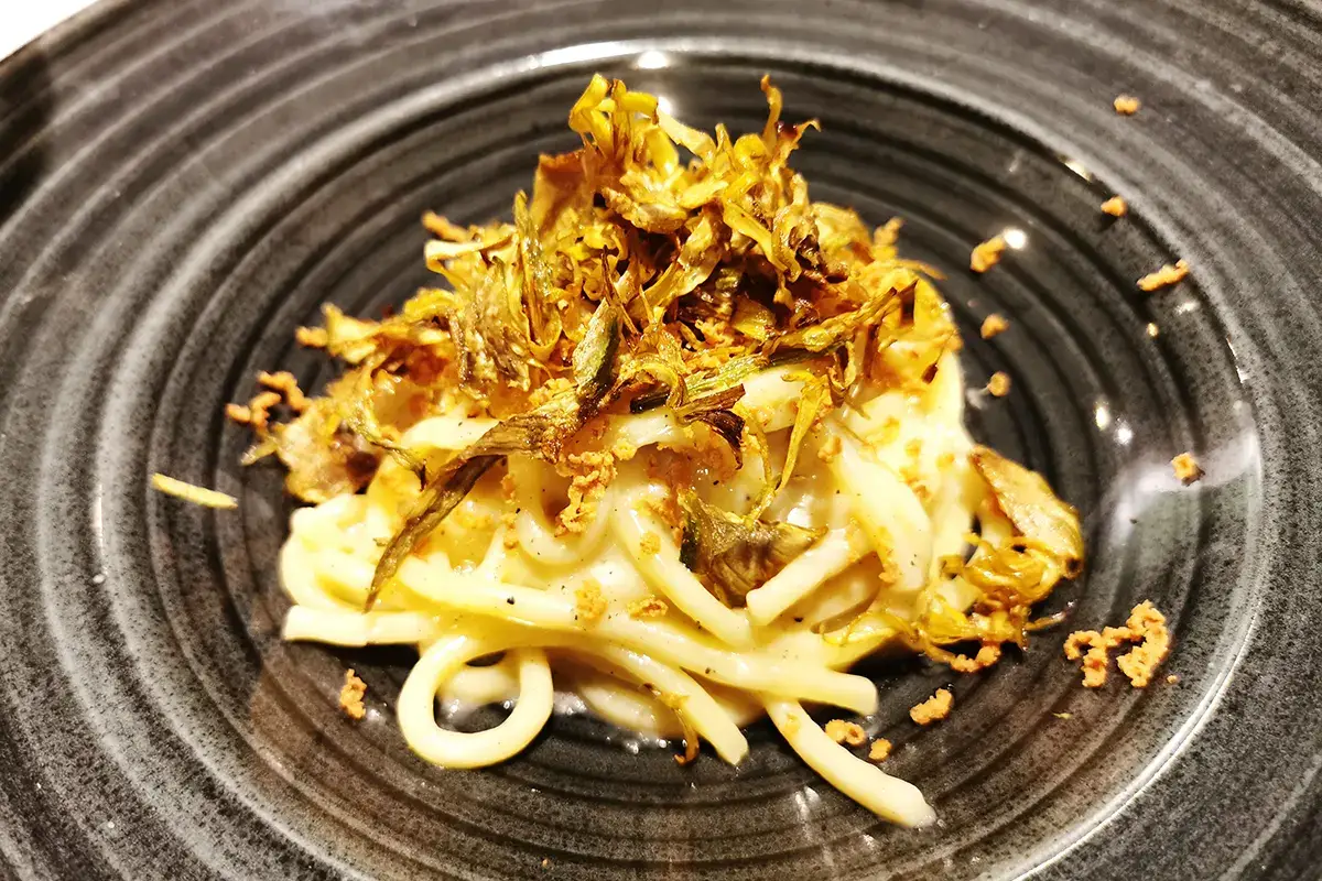 Cacio e pepe alla siciliana Quattroventi, un ristorante contemporaneo dove tutto &egrave; perfetto