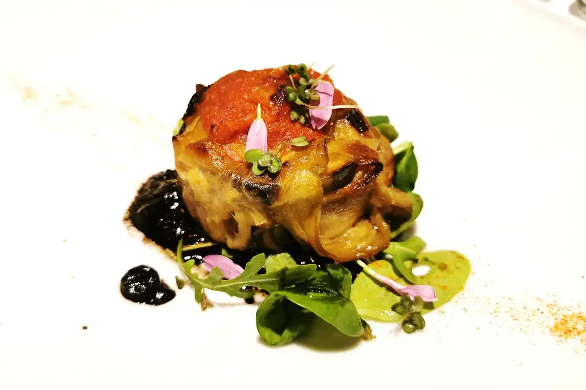 Parmigiana di pesce Quattroventi, un ristorante contemporaneo dove tutto &egrave; perfetto