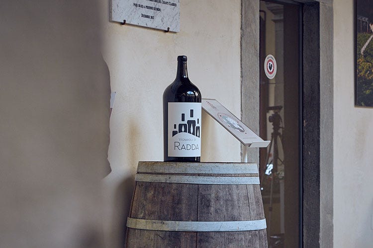 (L'eccellenza di Radda in Chianti Legame saldo tra vino e territorio)