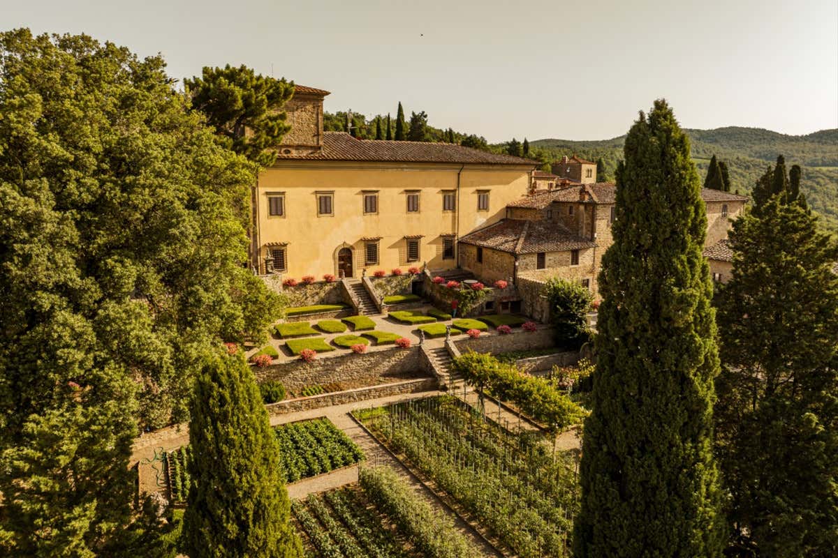 Castello di Albola: bellezza, storia, arte ed ottimi vini nel Chianti Classico