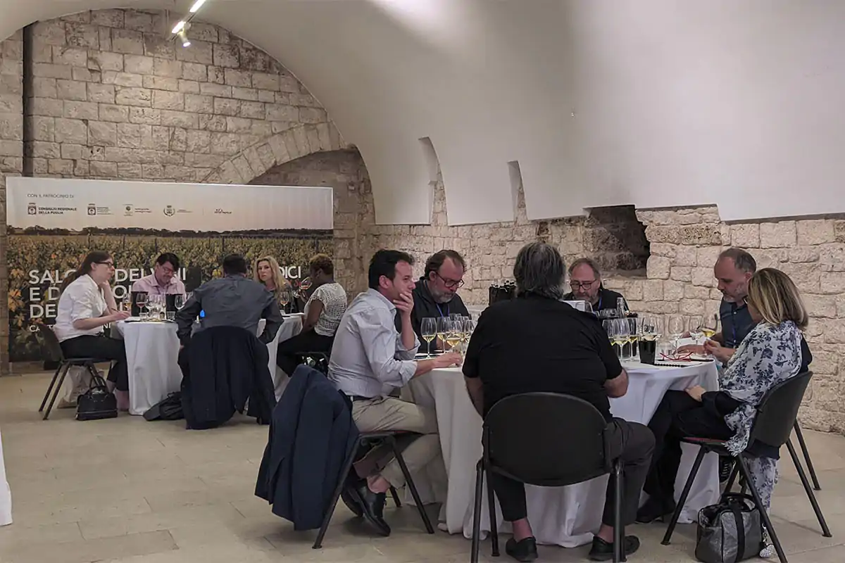 Concorso enologico Radici del Sud 70 i vini premiati