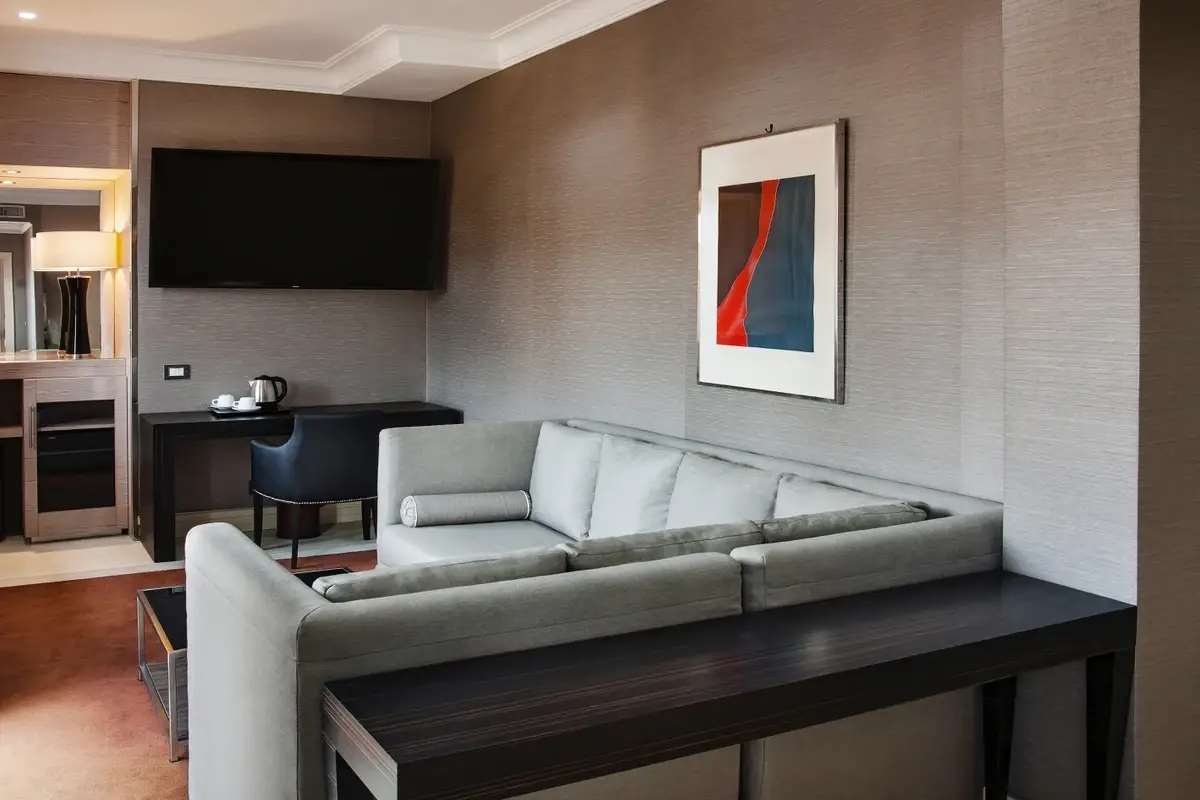 Il salottino suite deluxe Nel cuore del Parioli apre il Radisson Blu Ghr Roma