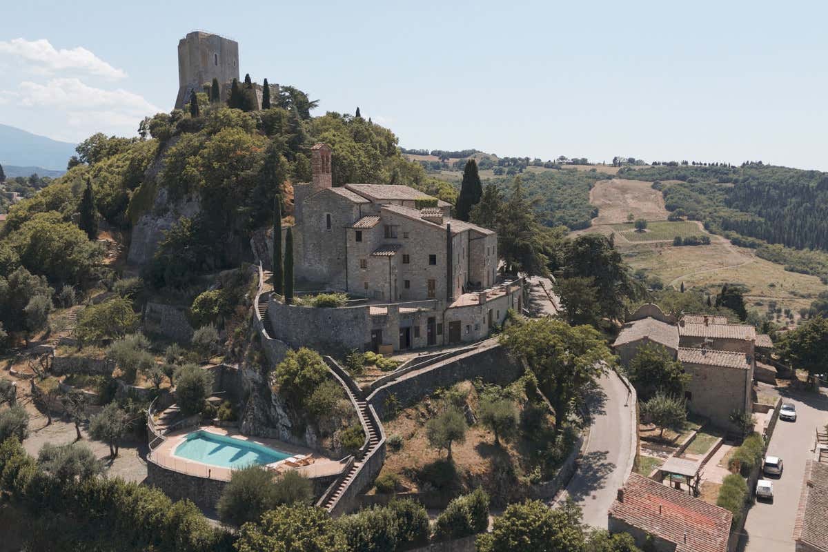 Rocca d'Orcia: dove la storia si fa ospitalità e la Toscana si assapora
