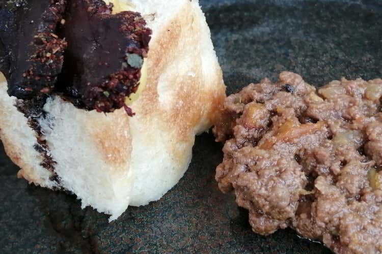 Ragù di cervo con pane di ghiande I sapori della Nuova Zelanda nei piatti di Daniele Lippi