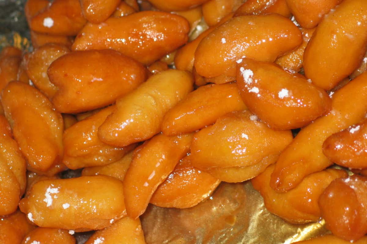 Giochi, carri allegorici e cibo: l’esperienza completa del Carnevale siciliano Giochi, carri allegorici e cibo: l’esperienza completa del Carnevale siciliano