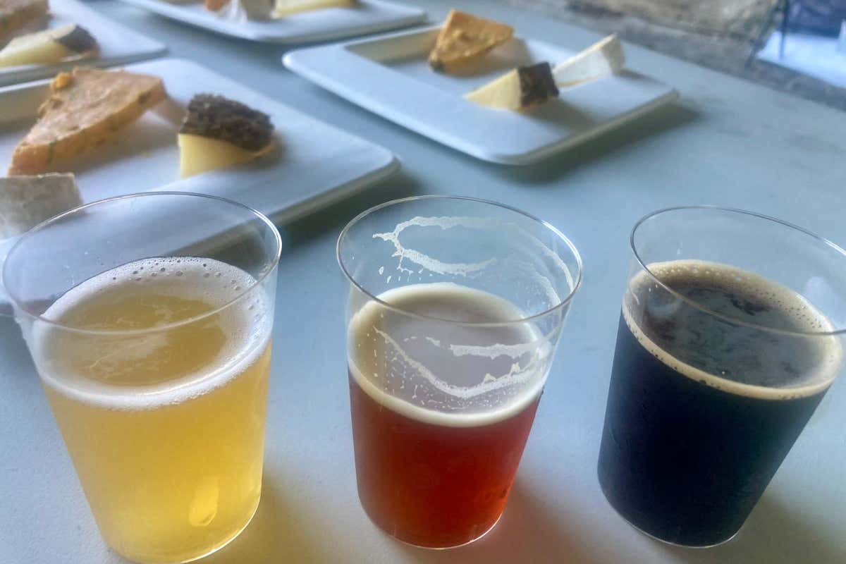 Abbinata a formaggi o al gin: a Catania le nuove frontriere della birra Abbinata a formaggi o al gin: a Catania le nuove frontriere della birra