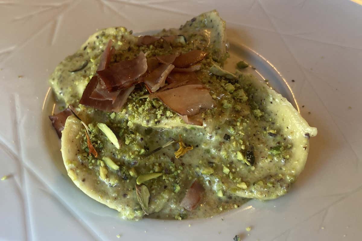 Da Antonio: cucina d'autore tra Etna, Alcantara e Nebrodi, nel cuore della Sicilia Da Antonio: cucina d'autore tra Etna, Alcantara e Nebrodi, nel cuore della Sicilia