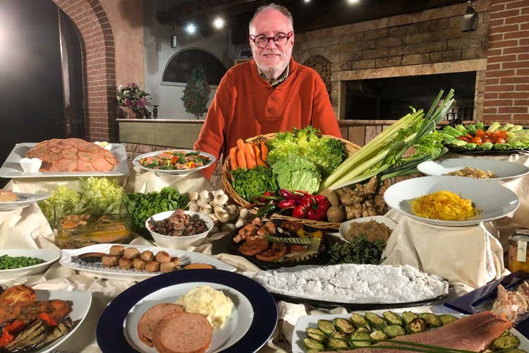 Edoardo Raspelli (foto: Elena Tiraboschi) (Edoardo Raspelli dice addio a Melaverde dopo 21 anni)