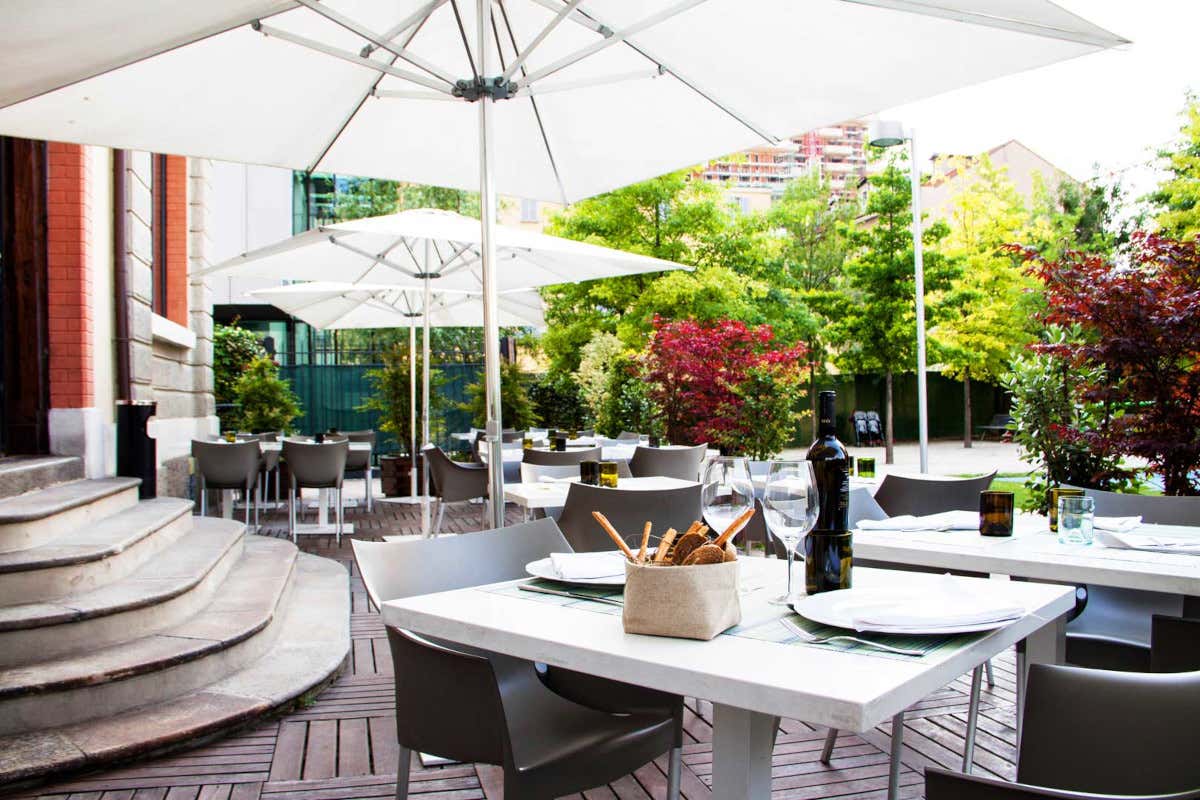 Da Amendola a Banfi fino a Vaporidis: i ristoranti di attori e comici italiani