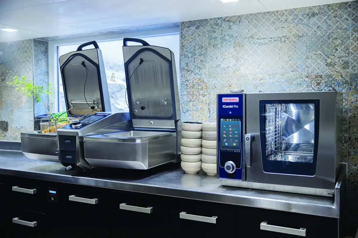 iCombi e iVario di Rational Cucina esotica? Rational ha gli &ldquo;aiutanti&rdquo; perfetti