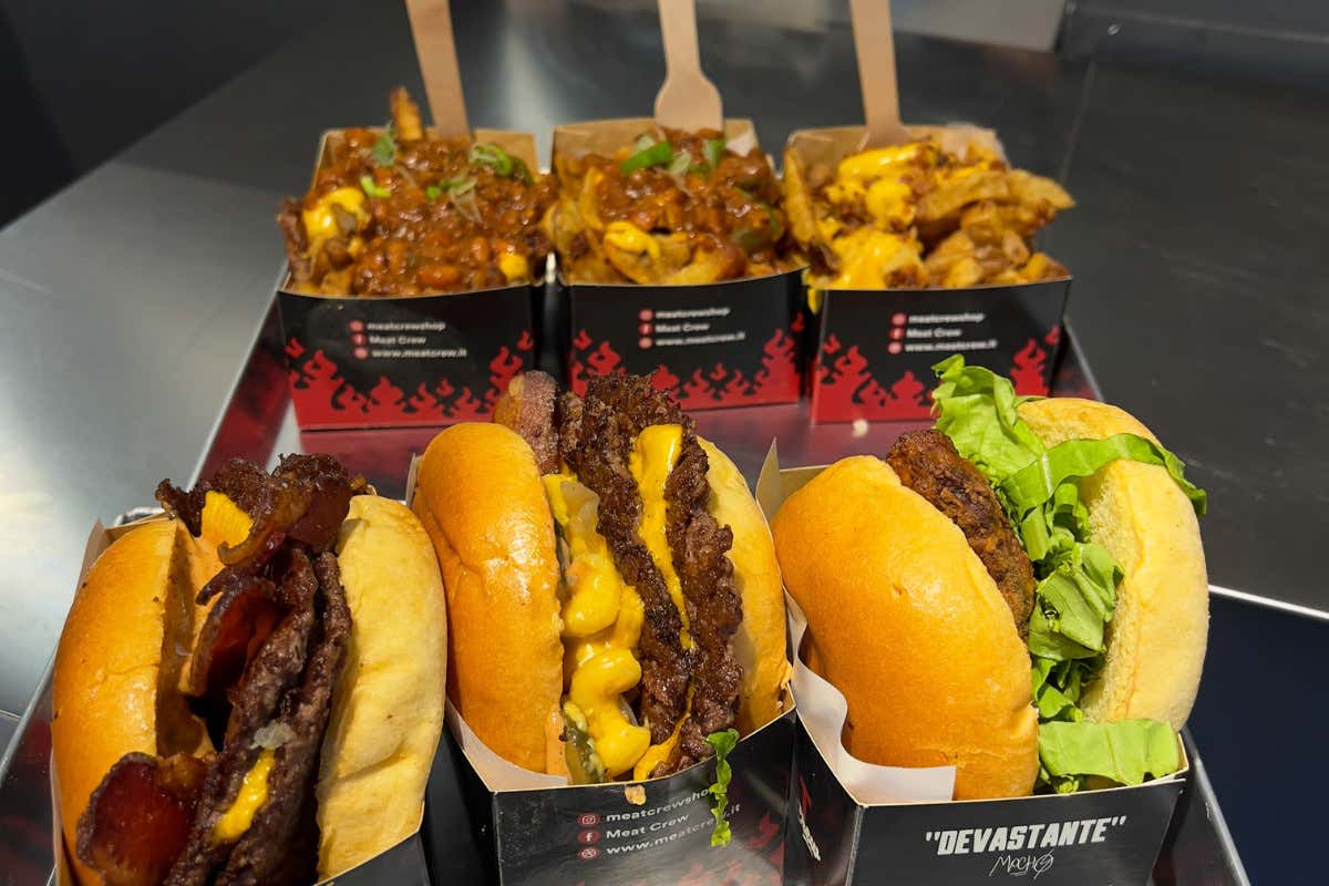 Mocho e la sua America: con MeatCrew l’hamburger diventa cultura Mocho e la sua America: con MeatCrew l’hamburger diventa cultura
