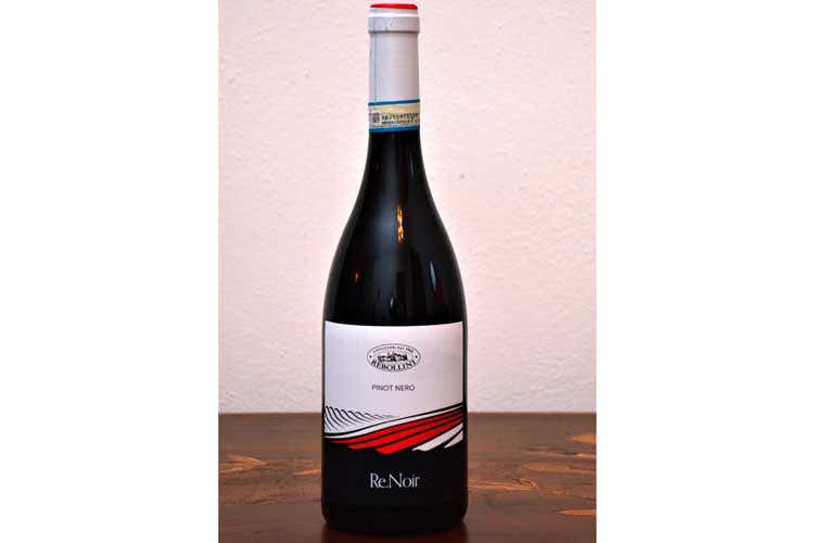 Il Re.Noir di Rebollini (Rebollini, il Pinot Nero Re.Noir  debutta con l'annata 2016)