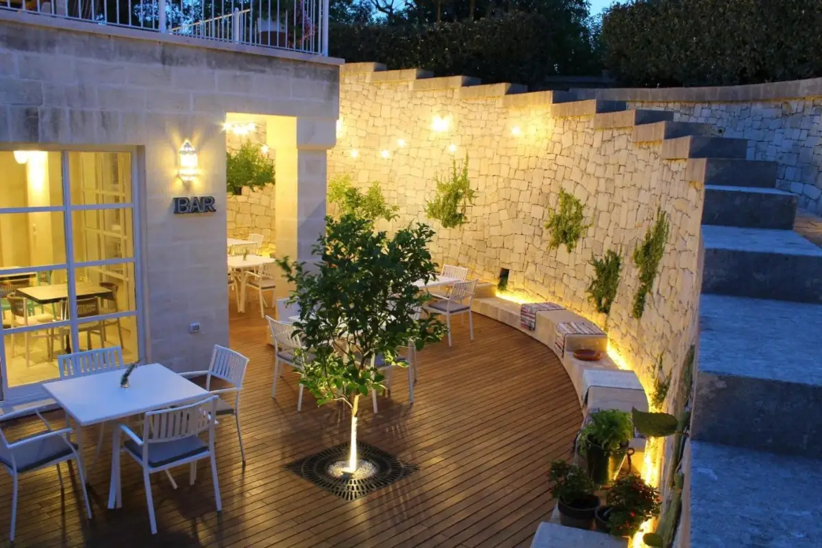 Relais Borgo de li Santi: da masseria a hotel cinque stelle