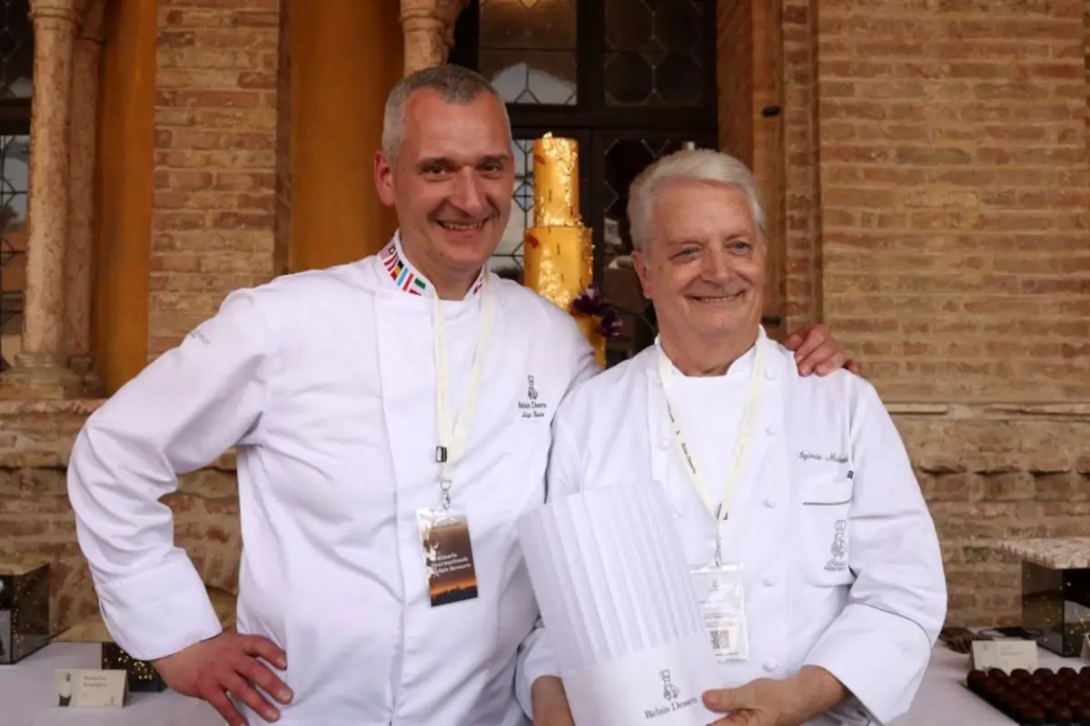 Da sinistra Luigi Biasetto e Igino Massari (Lonati Fotografia) Globalizzata, poco zuccherata e ridotta: A Padova i nuovi trend della pasticceria