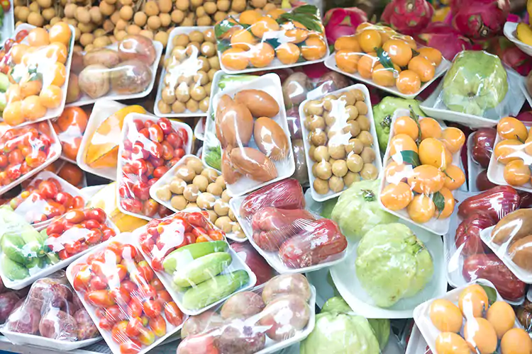 Cresce il valore e la funzione del packaging Frutta e verdura, mercato stabile Packaging sempre pi&ugrave; decisivo
