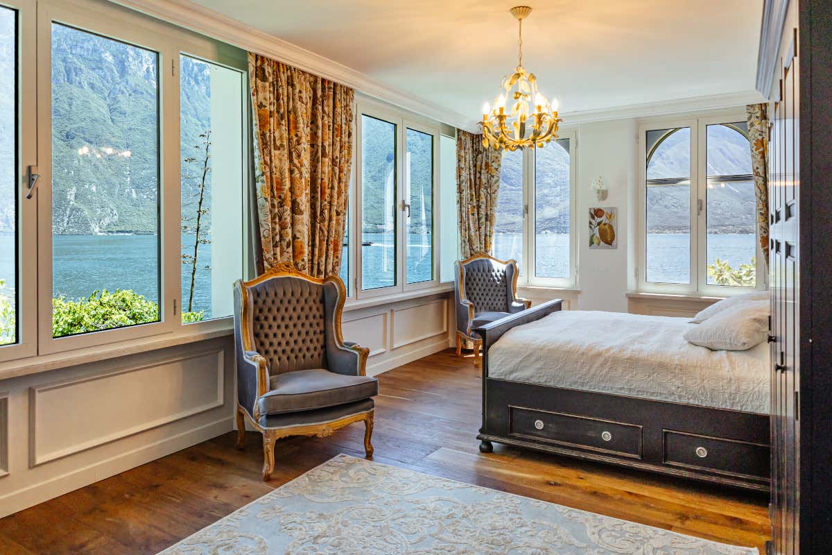 Una camera da letto di Residenza Sirreti Lago di Garda