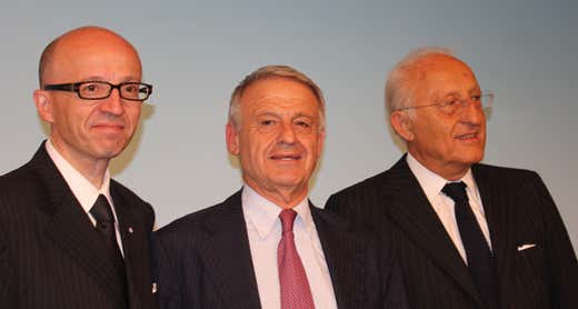 Da sinistra: il sindaco di Assisi, Claudio Ricci, il ministro dell'Ambiente, Corrado Clini, e il ministro del Turismo, Piero Gnudi Da sinistra: il sindaco di Assisi, Claudio Ricci, il ministro dell'Ambiente, Corrado Clini, e il ministro del Turismo, Piero Gnudi