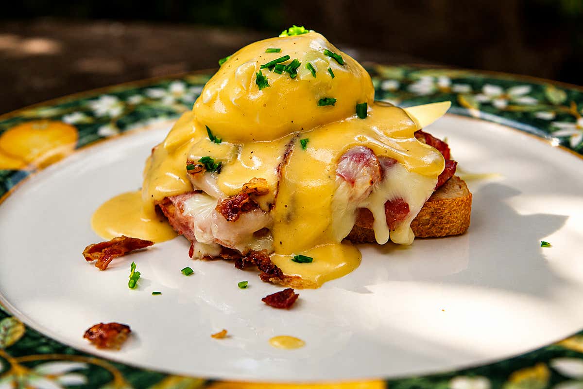 Eggs Benedict