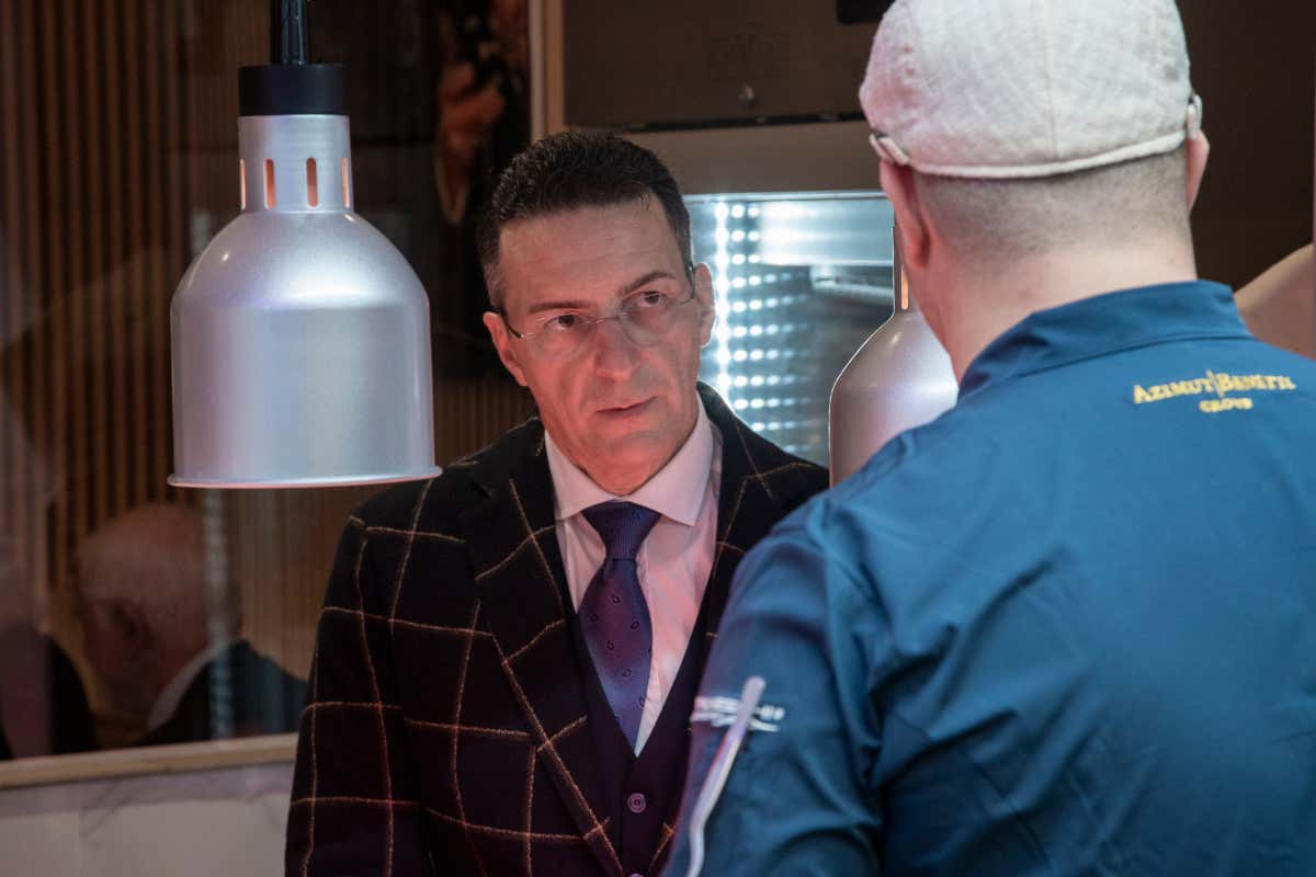 Cosa rende unico Henri Prosperi? Una cena che diventa racconto, tra Champagne e Cognac Cosa rende unico Henri Prosperi? Una cena che diventa racconto, tra Champagne e Cognac