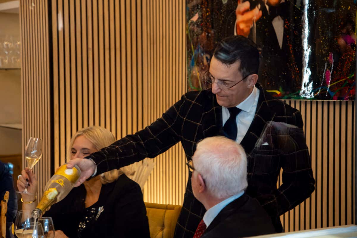 Cosa rende unico Henri Prosperi? Una cena che diventa racconto, tra Champagne e Cognac