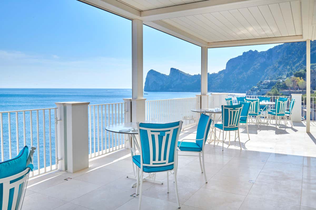 La vista mare dalla sala de La Taverna del Capitano