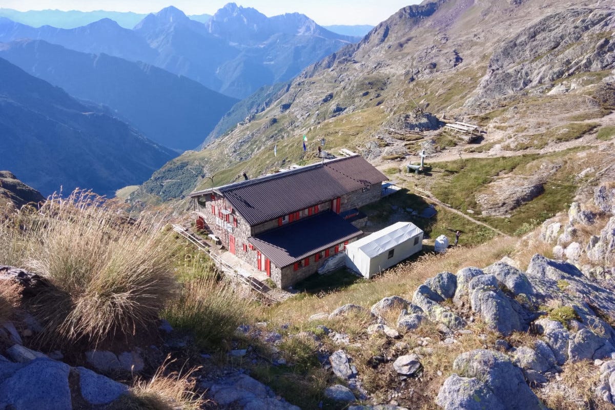 Per i 150 anni del Club alpino italiano di Bergamo l'arte arriva in montagna