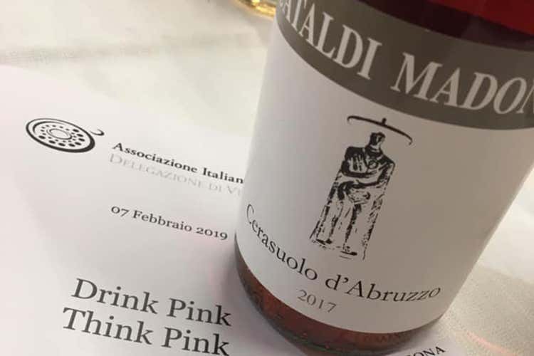 (La riscossa del vino rosato Cresce il business, in Italia e in Uk) (La riscossa del vino rosato Cresce il business, in Italia e in Uk)