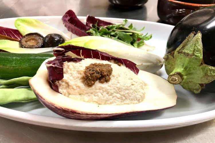 Rosolato di funghi shiitake in sciroppo di riso, Verdure di stagione alla coreana e Dubu jang A Roma la monaca buddista coreana Jeong Kwan svela la sua cucina templare