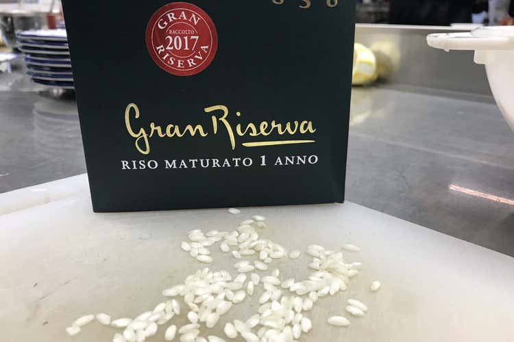 Il Riso Gallo Gran Riserva 2017 (Riso Gallo, spirito contemporaneo e cultura d'impresa ultrasecolare)