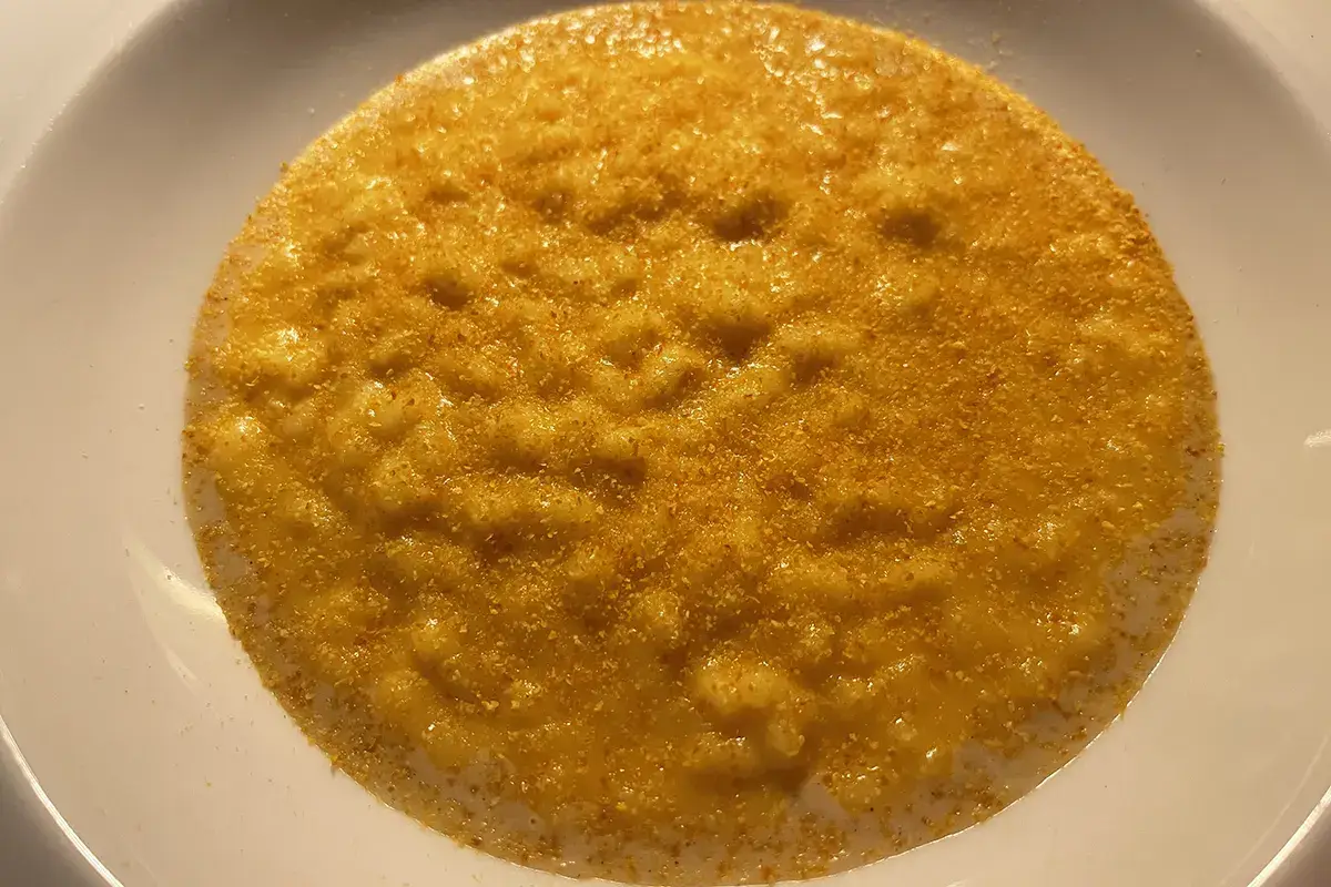 Risotto con arance Somu, a Baja Sardinia aperti in inverno: il coraggio vale la stella