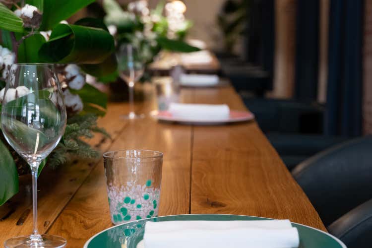 L'interno del ristorante Dama Hotel Ca'Bonfadini: in cucina al Dama ecco Lorenzo Cogo