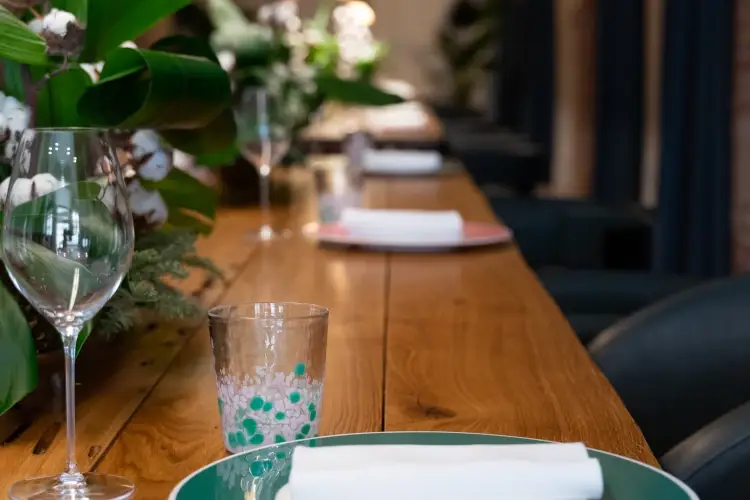 L'interno del ristorante Dama Hotel Ca'Bonfadini: in cucina al Dama ecco Lorenzo Cogo