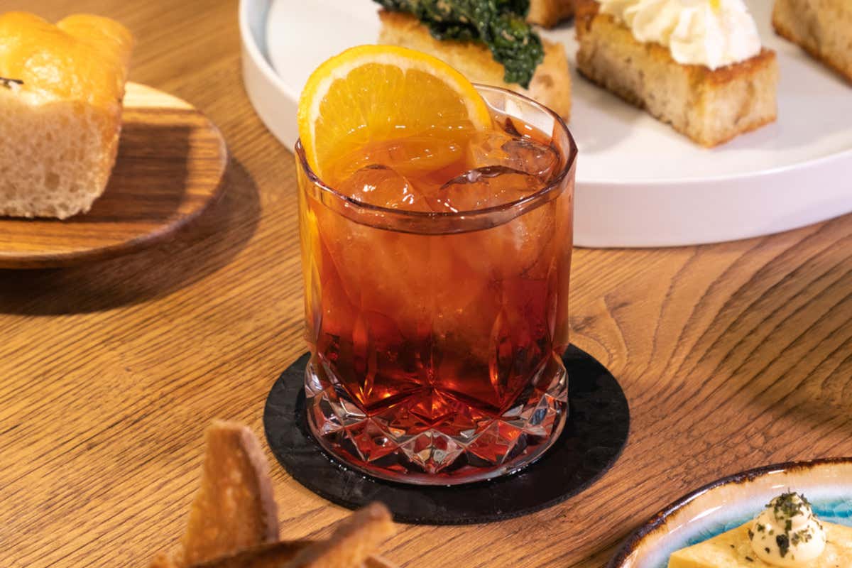 Aperitivo e cena al Classico: il nuovo volto della ristorazione a Napoli