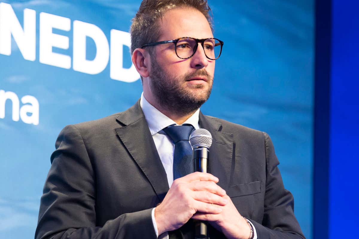 Il sindaco Roberto Ragnedda Senza turisti russi a rischio centinaia di posti di lavoro: il caso di Arzachena Il sindaco Roberto Ragnedda Senza turisti russi a rischio centinaia di posti di lavoro: il caso di Arzachena