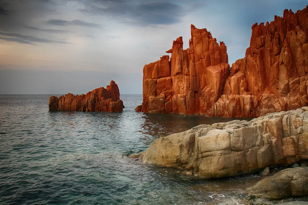 Le rocce rosse di Arbatax Gite all&rsquo;insegna della natura, 5 localit&agrave; italiane da visitare assolutamente