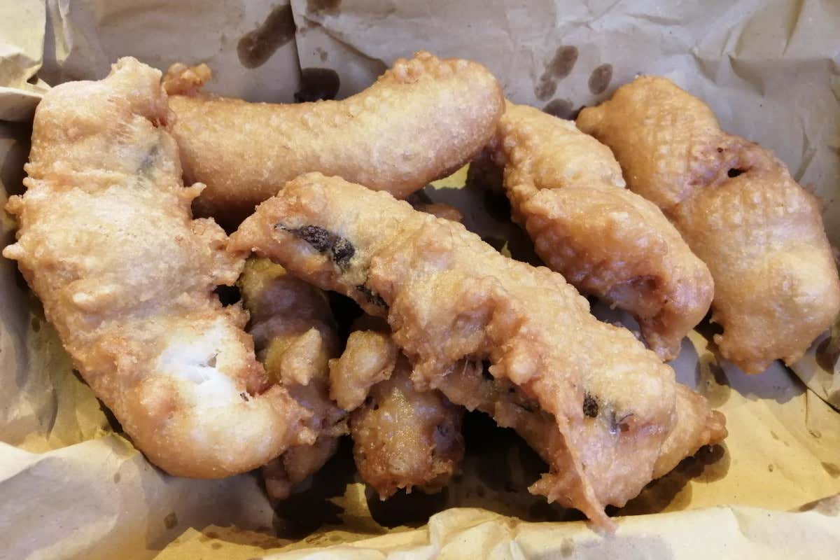 Filetto fritto di baccala È tempo di Roma Baccalà, l'omaggio della capitale al prelibato pesce essiccato