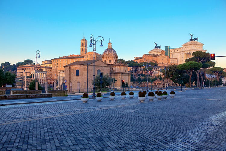 Roma e Milano le più colpite dalle chiusure per Pasqua Città d’arte orfane di turisti: Roma e Milano le più colpite