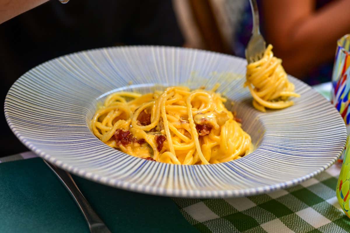 La guida “Roma 2026” tra premi e indirizzi da scoprire nel Lazio