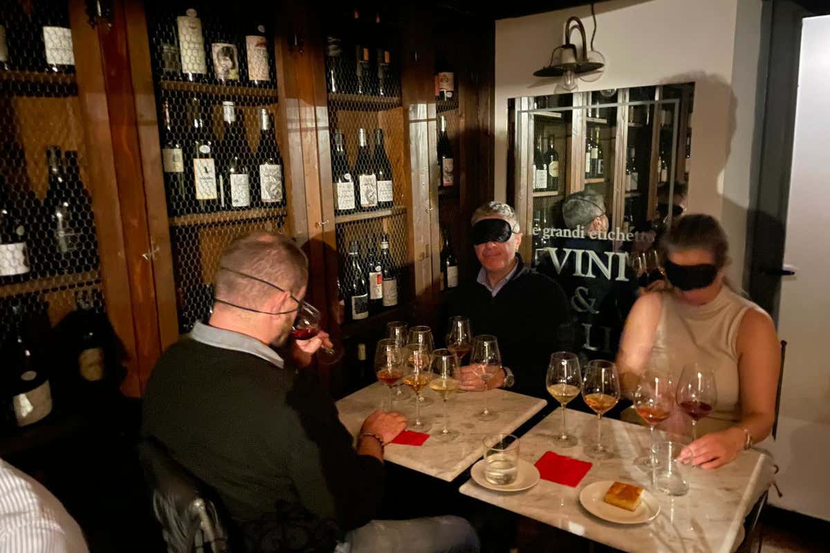 Bevi vino e mangia ostriche da Triodinamico a Roma