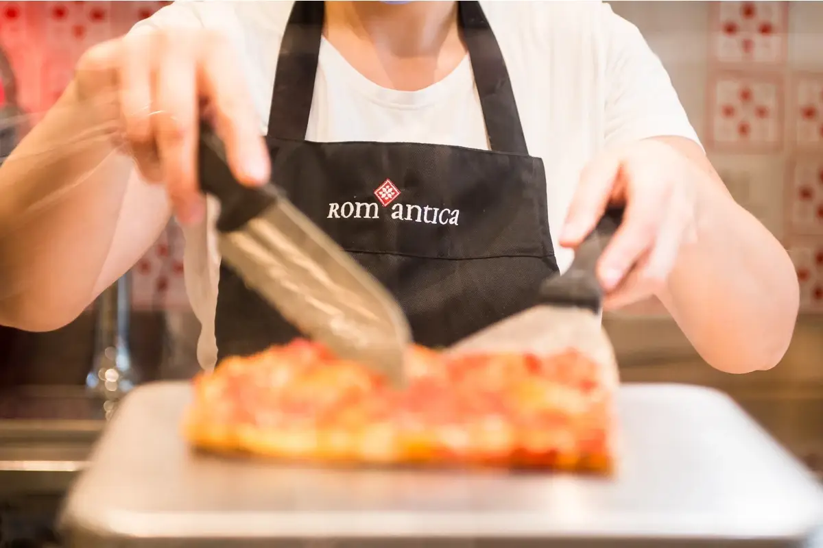Rom'antica continua le aperture nei centri commerciali del Nord&nbsp; La pizza di Rom'antica arriva a Carugate e Lentate sul Seveso